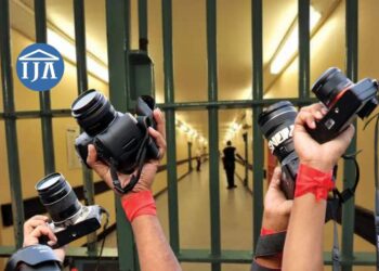Türkiye’de adli kontrol kararları ile gazetecilerin mesleki faaliyetleri engelleniyor
