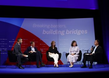 DW Global Media Forum: Dijital engeller ve medya özgürlüğü masaya yatırıldı