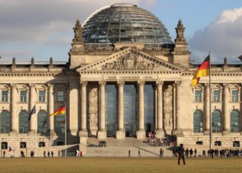 Frankfurter Gespräche III -Ein halbes Jahr neue Regierung – Zwischen Vertrauen und Verunsicherung
