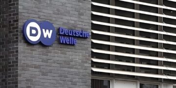 Rusya, Alman Uluslararası yayın kuruluşu DW’yi ‘istenmeyen kuruluş’ ilan etti